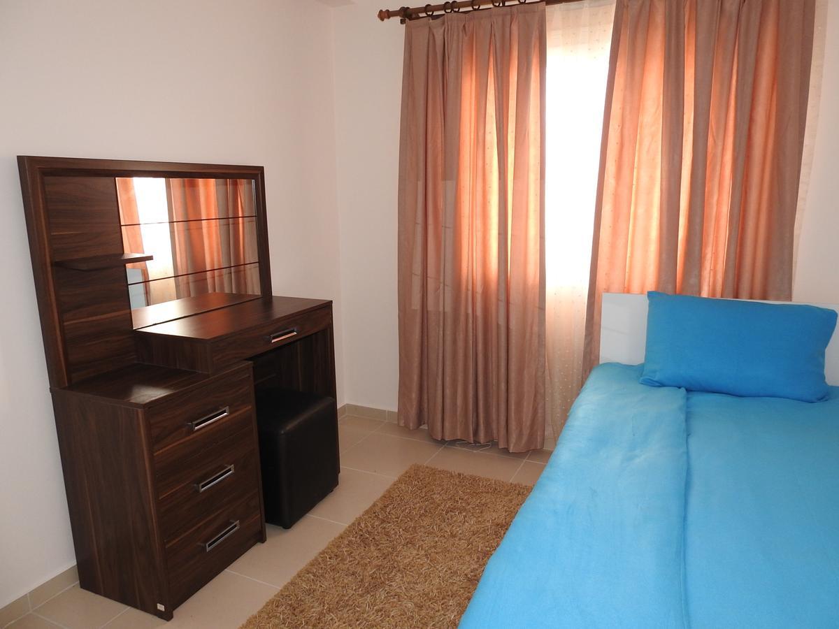 Aylin Apartment 파마구스타 외부 사진